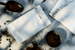 Punga Alba LDPE 500 gr pentru cafea cu fermoar si supapa de aroma reciclabila - imagine 2